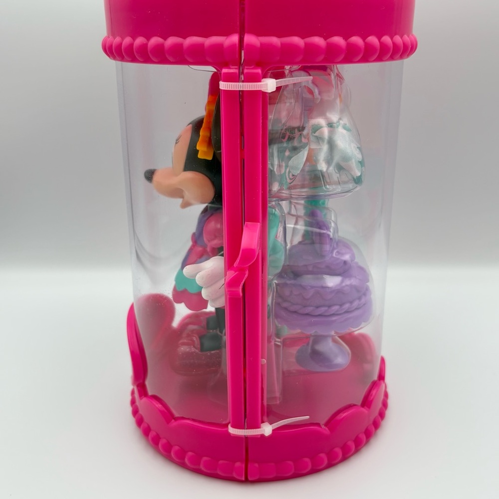 Disney MINNIE FABULOUS FASHION DOLL - Picture 13 of 15